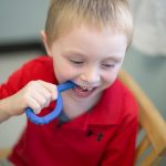 ARK TEXTURED GRABBER SENSORY CHEW (MORDEDO P TEXTURAS) AZUL