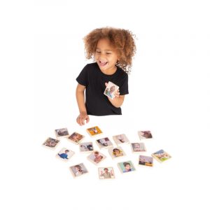 CONJUNTO 18 FICHAS EMOCIONES +18M