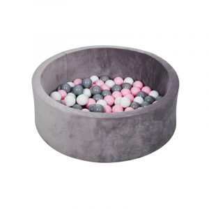 PISCINA BOLAS ROSAS